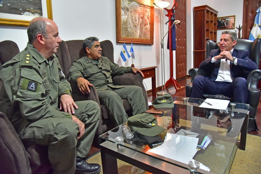 Arcioni recibió al Jefe de la Región V de Gendarmería Nacional