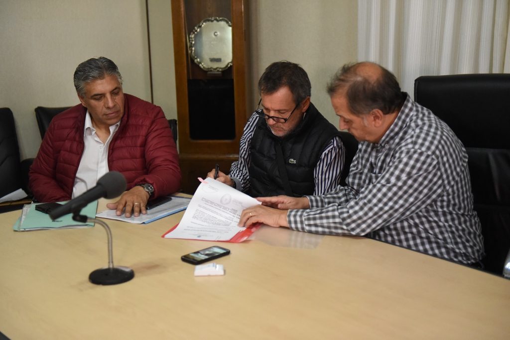 Linares: “Gracias a la Ley de Hidrocarburos podemos seguir haciendo obras”