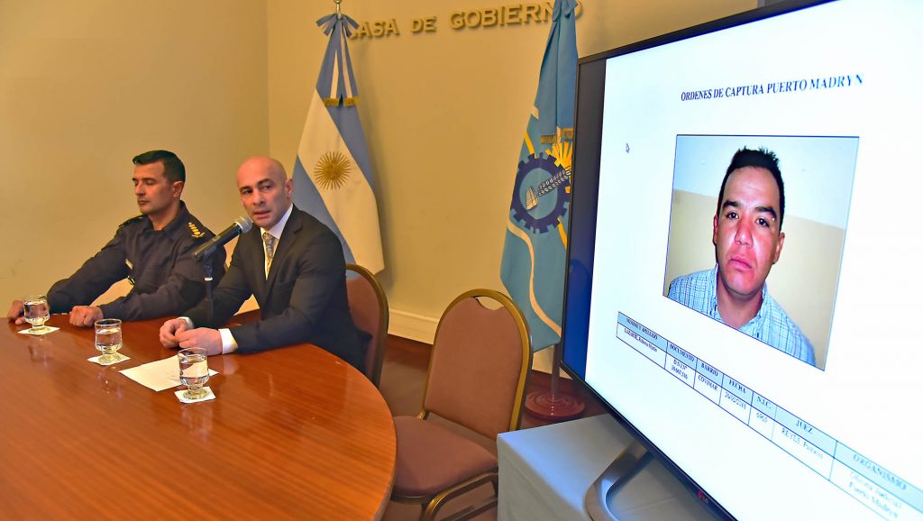 El Ministerio de Gobierno presentó un programa de identificación de ciudadanos con pedido de captura