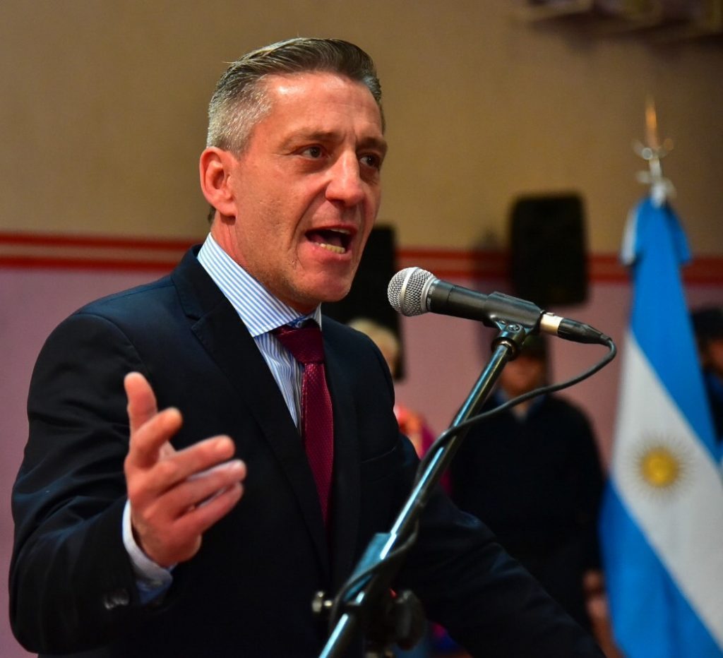 Arcioni en Epuyén: “Todos juntos salimos de la crisis”