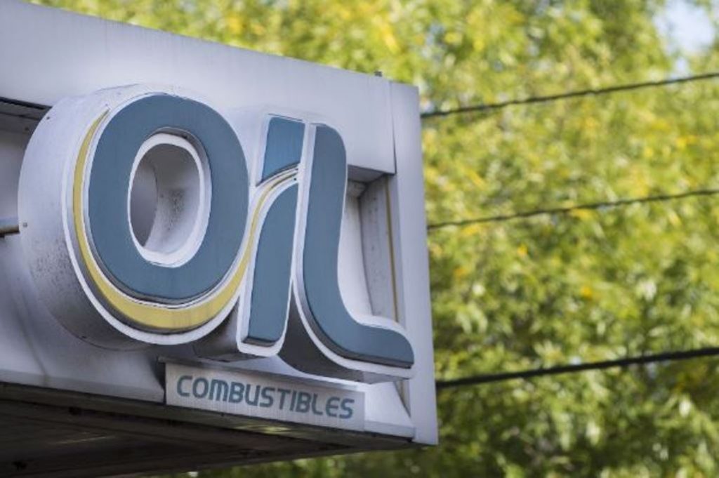 YPF comienza a operar a Oil Combustibles