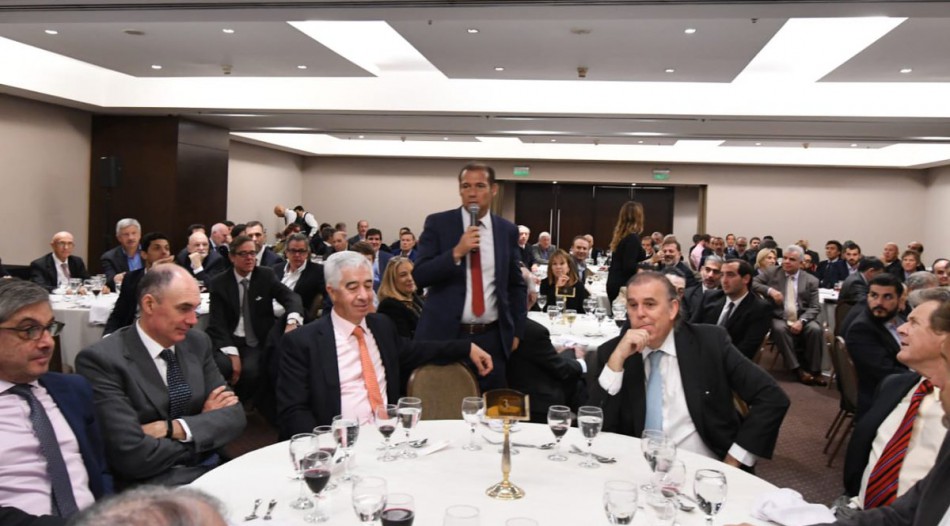 Gutiérrez pidió una ley para exportar gas y petróleo libremente