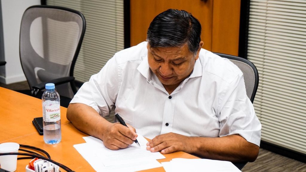 Petroleros firmaron la suba de dos Equipos al área de Tecpetrol