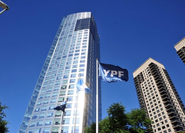Vuelan las acciones de YPF tras la intervención de Vicentín