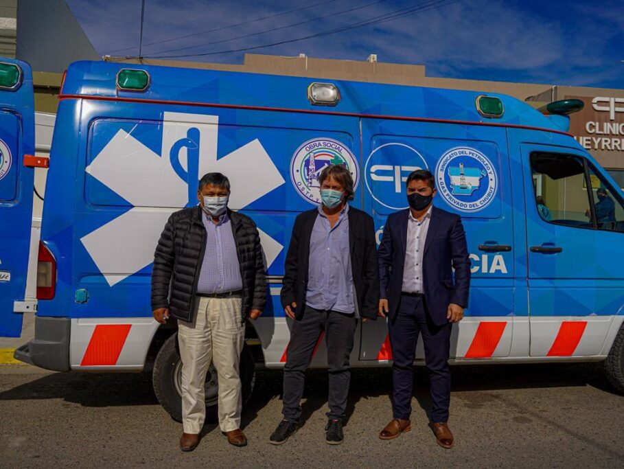 Petroleros donó una ambulancia para la localidad de El Hoyo