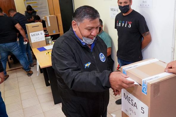 Elecciones: Nuestro Secretario General ya votó en Comodoro