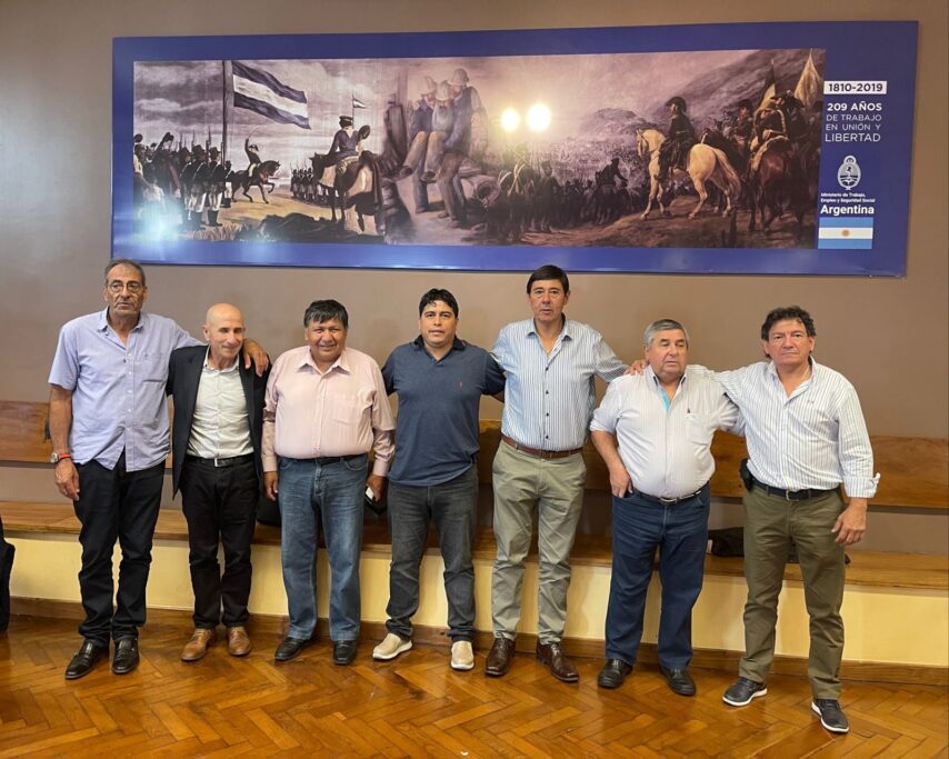 Principio de acuerdo y cuarto intermedio en la Paritaria de Petroleros