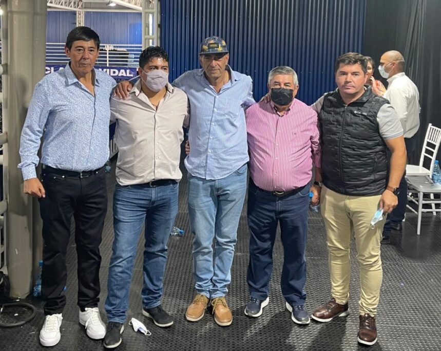 “En estas banderas están unidos todos los gremios detrás de la reivindicación salarial”