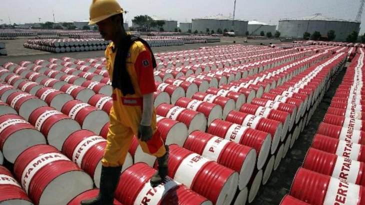 El barril de petróleo supera los 95 dólares