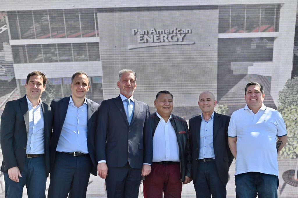 Colocaron la piedra fundamental de la futura sede de PAE en Comodoro