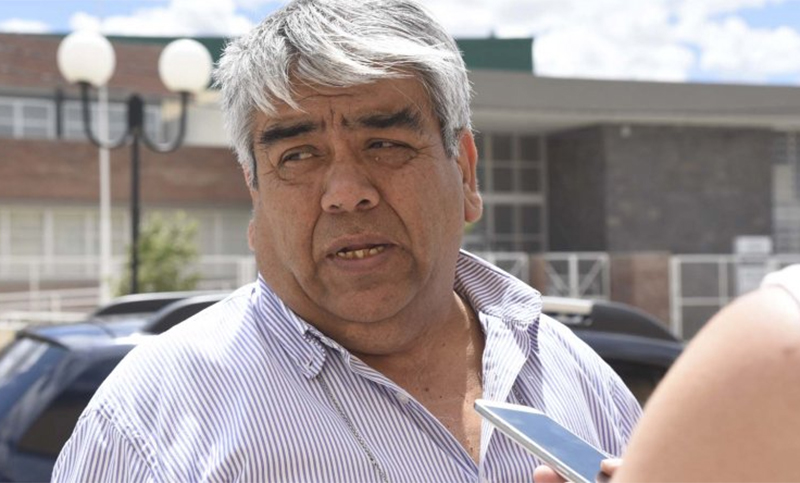 Los petroleros continúan en estado de alerta y movilización