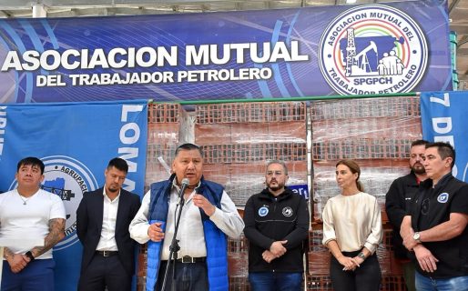 Ávila dejó inaugurado el Corralón de la Mutual de Petroleros