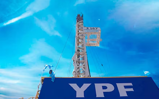 Cerca de 30 empresas presentaron ofertas para comprar los yacimientos maduros de YPF
