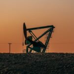 El petróleo cayó fuerte y se alejó de los u$s80 tras malos datos económicos en China